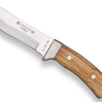 CUCHILLO DE MONTE "JOKER OSO", ENTERIZO, VIROLA ACERO INOX, MANGO MADERA OLIVO, HOJA DE 12 CM,FUNDA DE CUERO.
