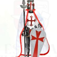GUERRERO TEMPLARIO CON CAPA BLANCA